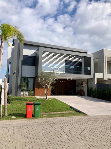 Casa à venda com 5 dormitórios beira lago: 37ª foto da galeria de imagens do imóvel