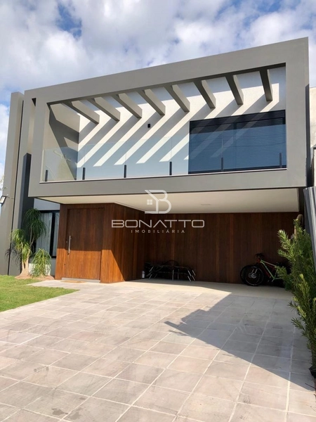 Casa à venda com 5 dormitórios beira lago: 4ª foto da galeria de imagens do imóvel
