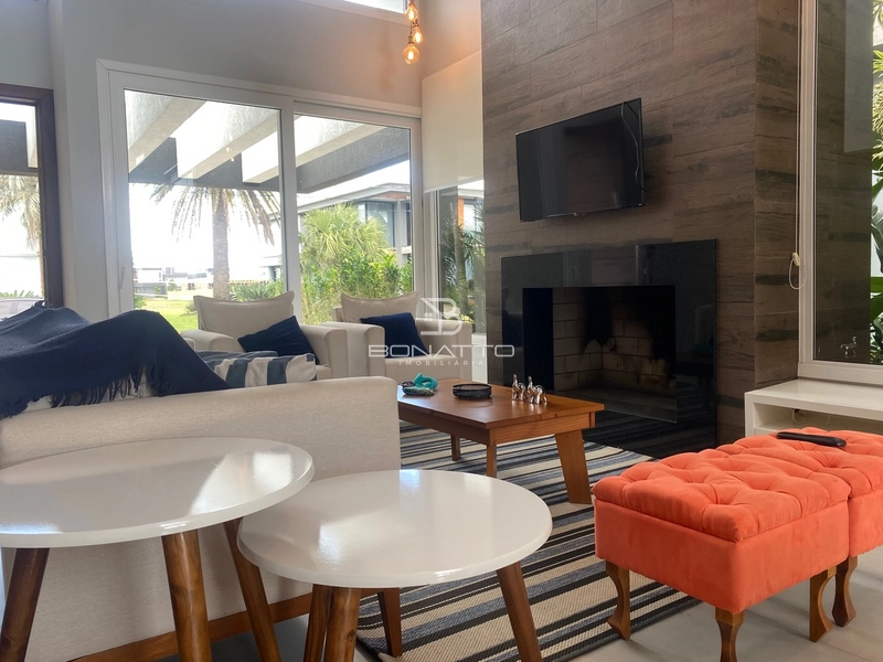 Casa Térrea Beira Lago: 7ª foto da galeria de imagens do imóvel