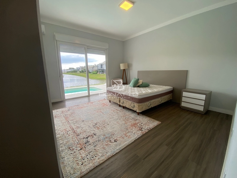 Casa Térrea Beira Lago: 15ª foto da galeria de imagens do imóvel