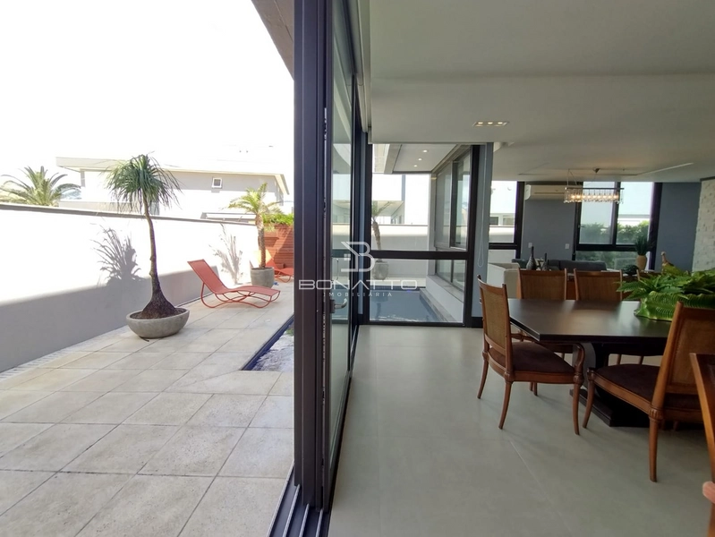 Sobrado a venda no Condomínio Playa Vista com 5 suites: 8ª foto da galeria de imagens do imóvel
