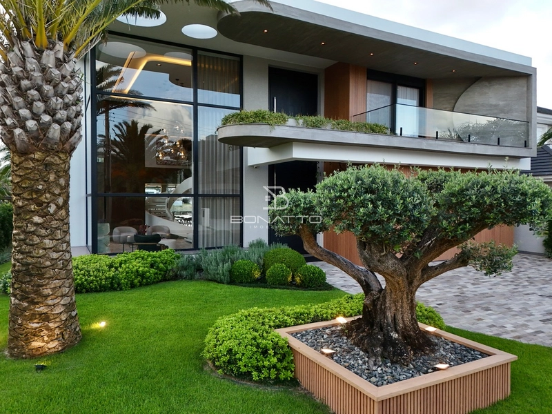 Espetacular casa à venda no Condomínio Velas da Marina com 596 m²: 2ª foto da galeria de imagens do imóvel