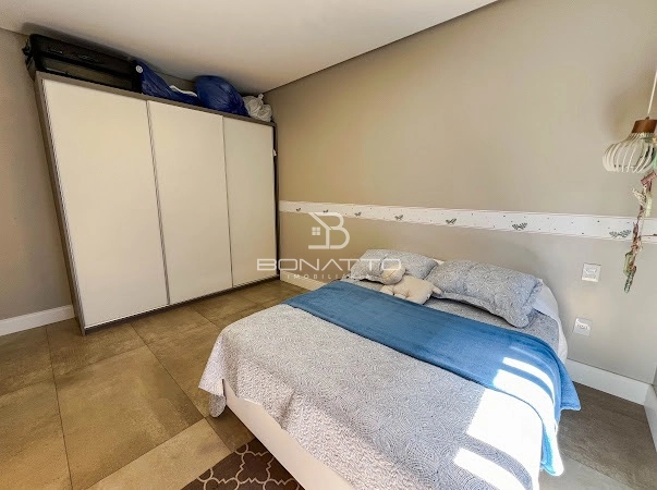 Casa térrea com Piscina: 4ª foto da galeria de imagens do imóvel