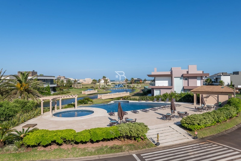 Terreno a venda beira lago no Condominio Playa Vista: 2ª foto da galeria de imagens do imóvel