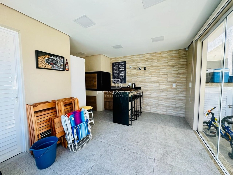 Casa em Atlântida Sul: 4ª foto da galeria de imagens do imóvel