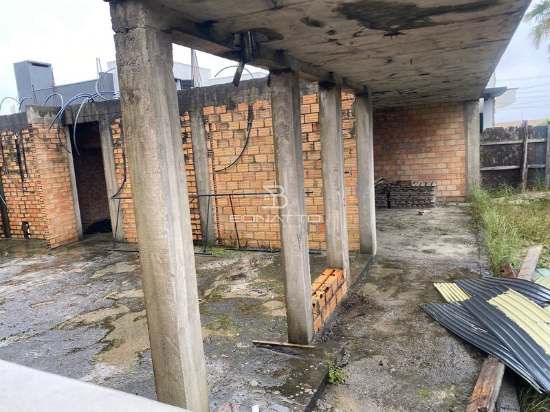Casa beira lago em construção: 9ª foto da galeria de imagens do imóvel
