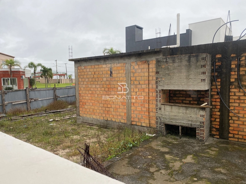 Casa beira lago em construção: 1ª foto da galeria de imagens do imóvel