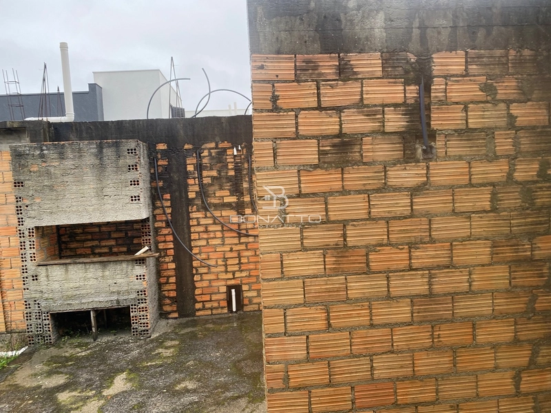 Casa beira lago em construção: 4ª foto da galeria de imagens do imóvel