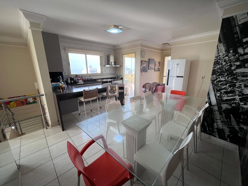 FRENTE PARA A AVENIDA! VISTA PARA O MAR: 11ª foto da galeria de imagens do imóvel