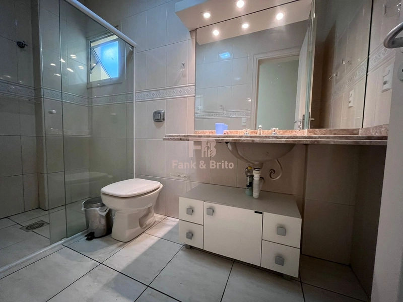 FRENTE PARA A AVENIDA! VISTA PARA O MAR: 28ª foto da galeria de imagens do imóvel