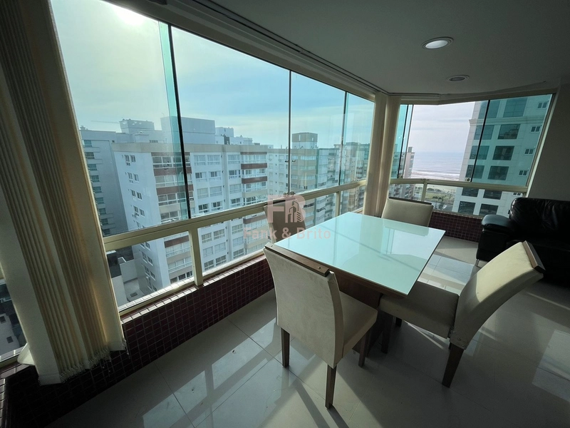 FRENTE PARA A AVENIDA! VISTA PARA O MAR: 3ª foto da galeria de imagens do imóvel