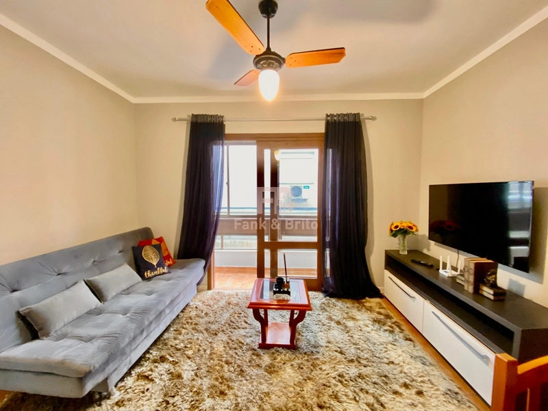 AMPLO DORMITÓRIO NA QUADRA DO MAR.: 3ª foto da galeria de imagens do imóvel