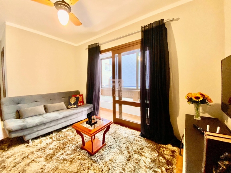 AMPLO DORMITÓRIO NA QUADRA DO MAR.: 4ª foto da galeria de imagens do imóvel