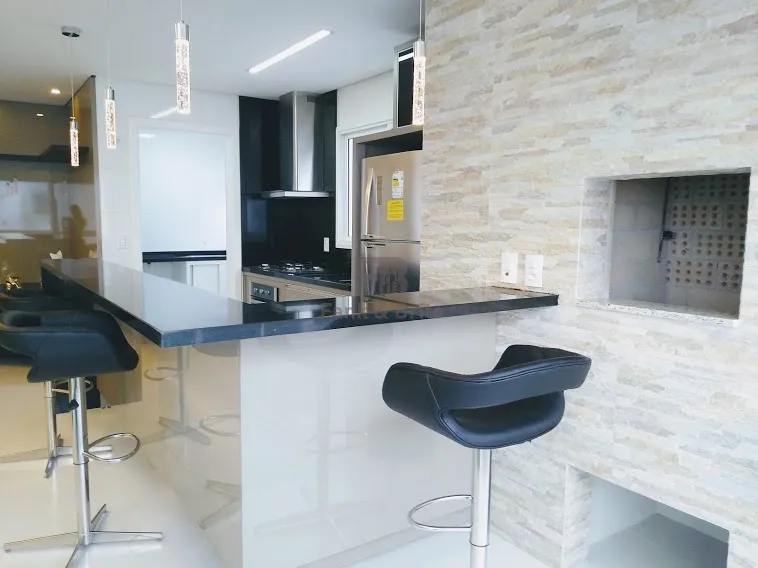 VENDE APARTAMENTO COM VISTA PARA O MAR: 6ª foto da galeria de imagens do imóvel