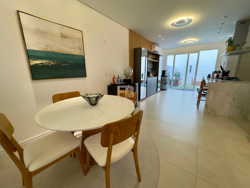 SOBRADO EM CONDOMÍNIO, MOBILIADO E DECORADO!: 8ª foto da galeria de imagens do imóvel