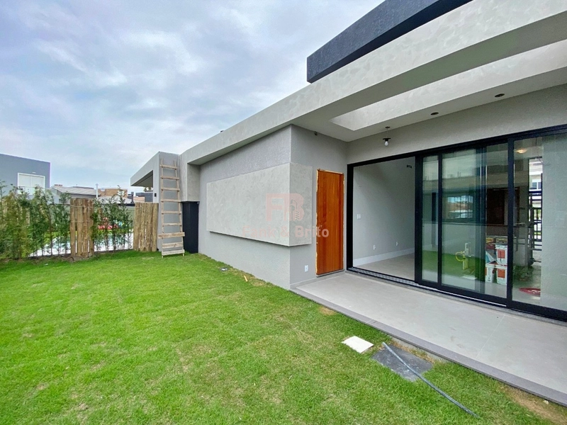 Casa em Condomínio com 4 Dormitórios: 5ª foto da galeria de imagens do imóvel