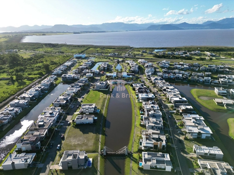 CASA A VENDA  EM CONDOMINIO, CAPÃO ILHAS RESORT: 60ª foto da galeria de imagens do imóvel
