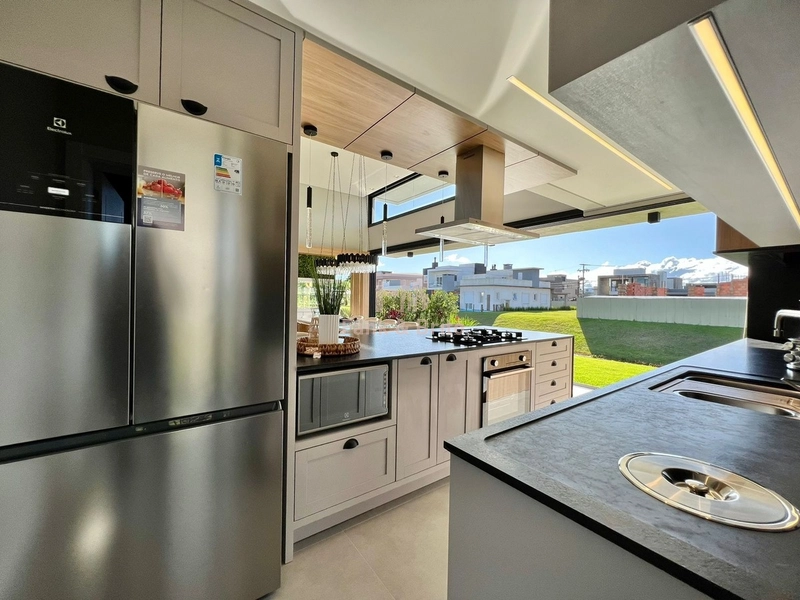 CASA A VENDA  EM CONDOMINIO, CAPÃO ILHAS RESORT: 15ª foto da galeria de imagens do imóvel