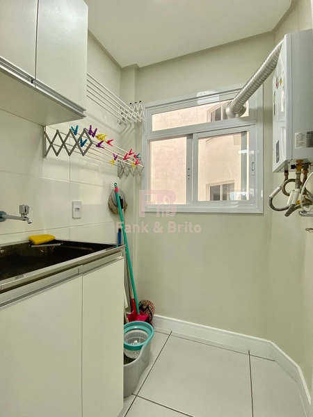 PARA VOCÊ QUE BUSCA ESTAR JUNTO A PRAÇA E PERTO DO MAR: 16ª foto da galeria de imagens do imóvel