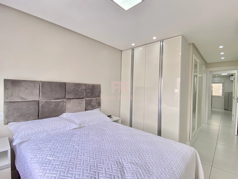 PARA VOCÊ QUE BUSCA ESTAR JUNTO A PRAÇA E PERTO DO MAR: 4ª foto da galeria de imagens do imóvel