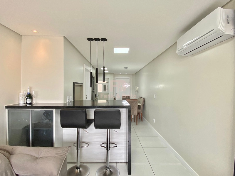 PARA VOCÊ QUE BUSCA ESTAR JUNTO A PRAÇA E PERTO DO MAR: 10ª foto da galeria de imagens do imóvel