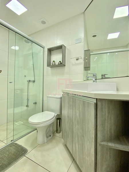 PARA VOCÊ QUE BUSCA ESTAR JUNTO A PRAÇA E PERTO DO MAR: 1ª foto da galeria de imagens do imóvel