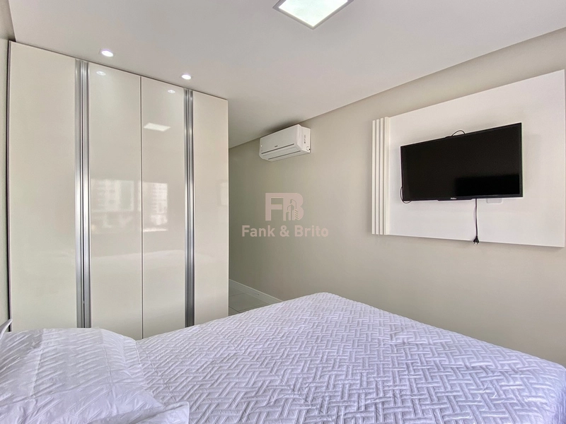 PARA VOCÊ QUE BUSCA ESTAR JUNTO A PRAÇA E PERTO DO MAR: 5ª foto da galeria de imagens do imóvel