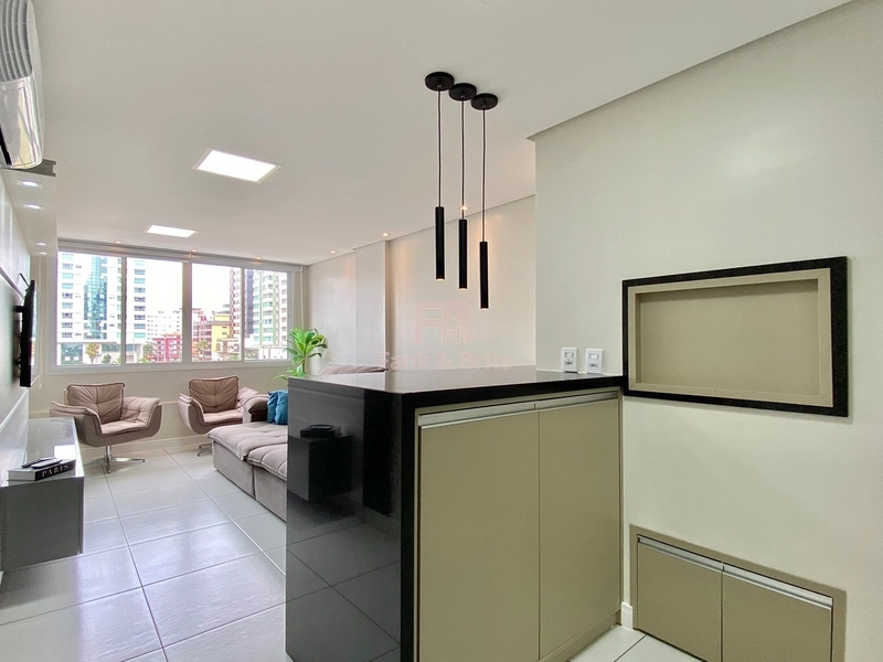 PARA VOCÊ QUE BUSCA ESTAR JUNTO A PRAÇA E PERTO DO MAR: 19ª foto da galeria de imagens do imóvel