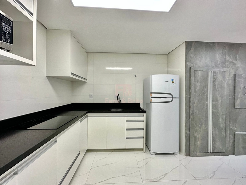 Apartamento a 2 quadras do mar.: 14ª foto da galeria de imagens do imóvel