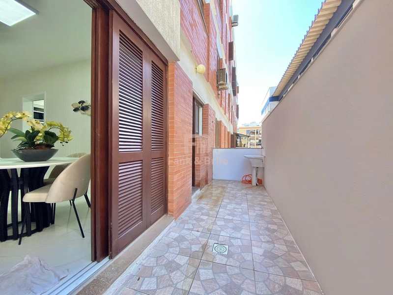 Apartamento a 2 quadras do mar.: 30ª foto da galeria de imagens do imóvel