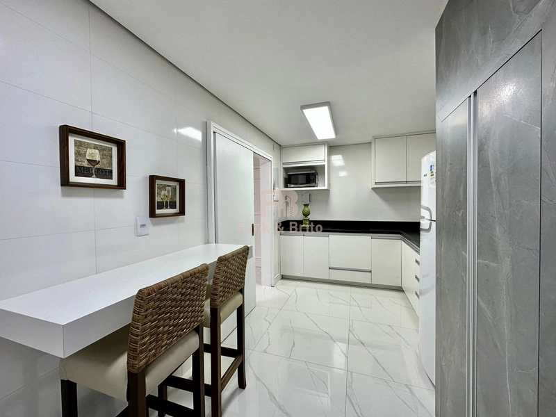 Apartamento a 2 quadras do mar.: 16ª foto da galeria de imagens do imóvel