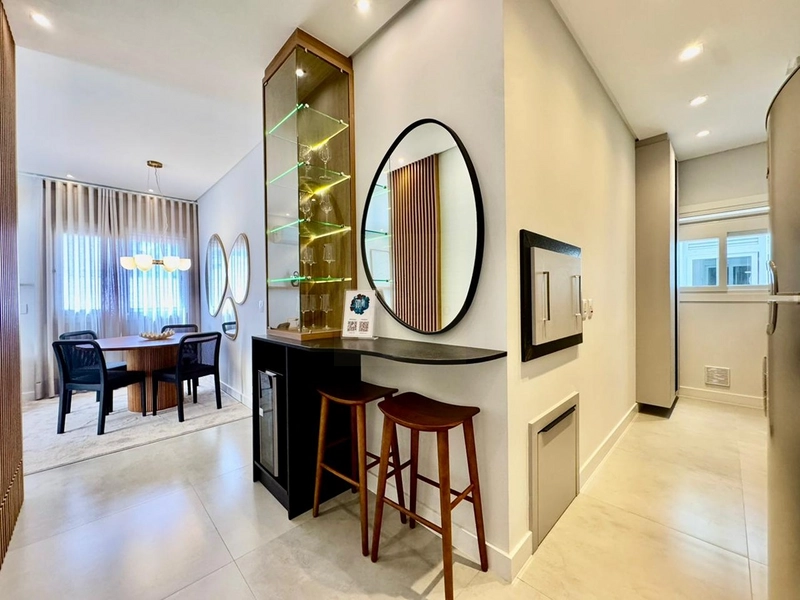 Apartamento Novo, Mobiliado e Decorado — Nunca Habitado! : 2ª foto da galeria de imagens do imóvel