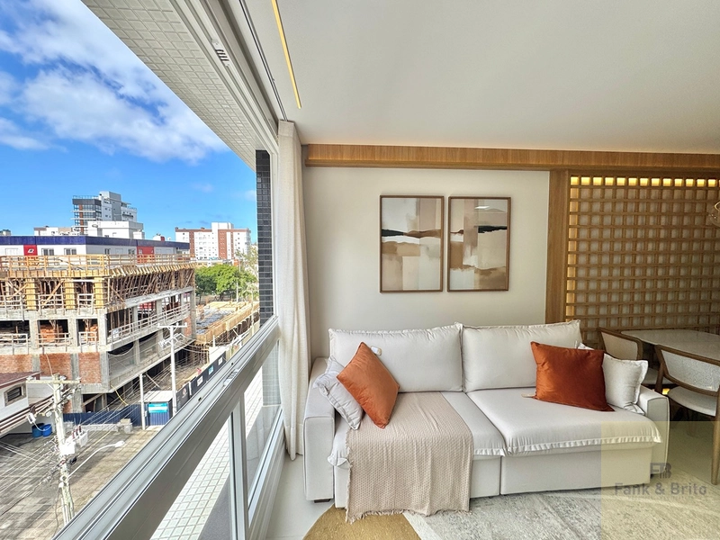 Mobiliado e decorado na Zona Nova.: 11ª foto da galeria de imagens do imóvel