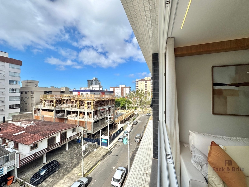 Mobiliado e decorado na Zona Nova.: 13ª foto da galeria de imagens do imóvel