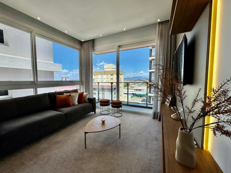 APARTAMENTO NOVO, NUNCA HABITADO — PRONTO PARA IMPRESSIONAR! : 3ª foto da galeria de imagens do imóvel