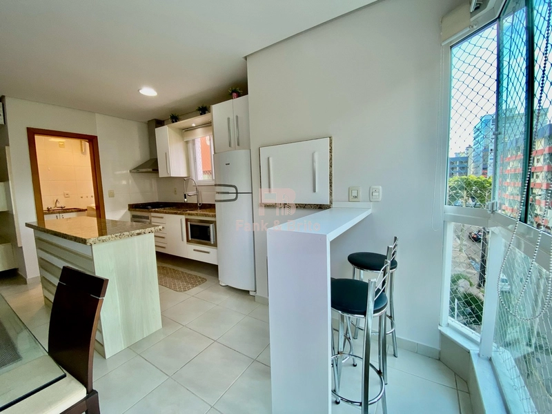 02 DORMITÓRIOS DE FRENTE COM VISTA PRAÇA.: 12ª foto da galeria de imagens do imóvel