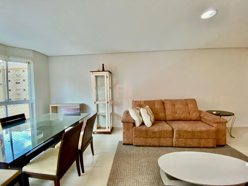 02 DORMITÓRIOS DE FRENTE COM VISTA PRAÇA.: 5ª foto da galeria de imagens do imóvel