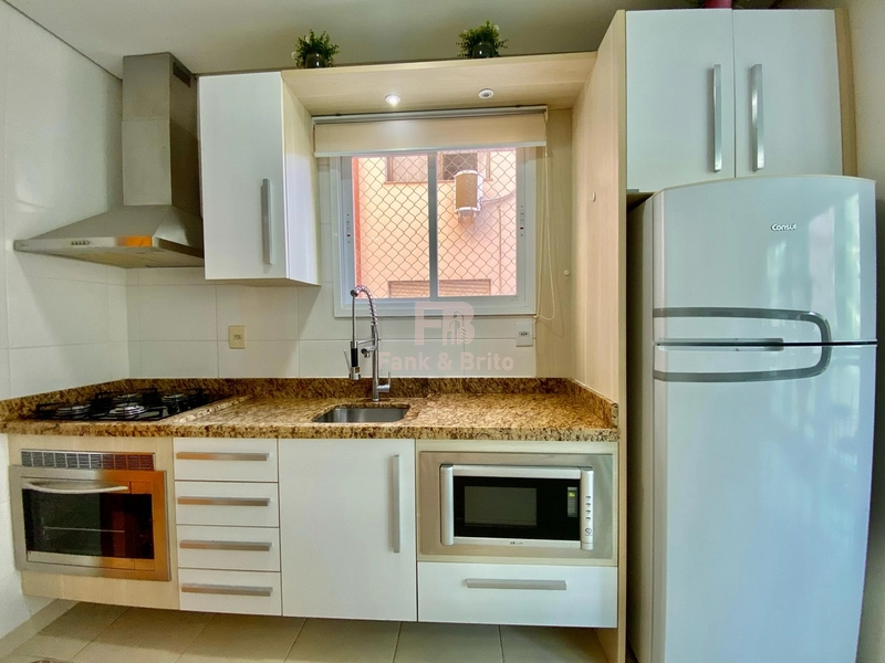 02 DORMITÓRIOS DE FRENTE COM VISTA PRAÇA.: 14ª foto da galeria de imagens do imóvel