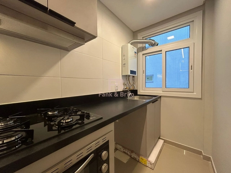 FINAMENTE DECORADO JUNTO A PRAÇA EM PREDIO COM INFRAESTRUTURA COMPLETA: 14ª foto da galeria de imagens do imóvel