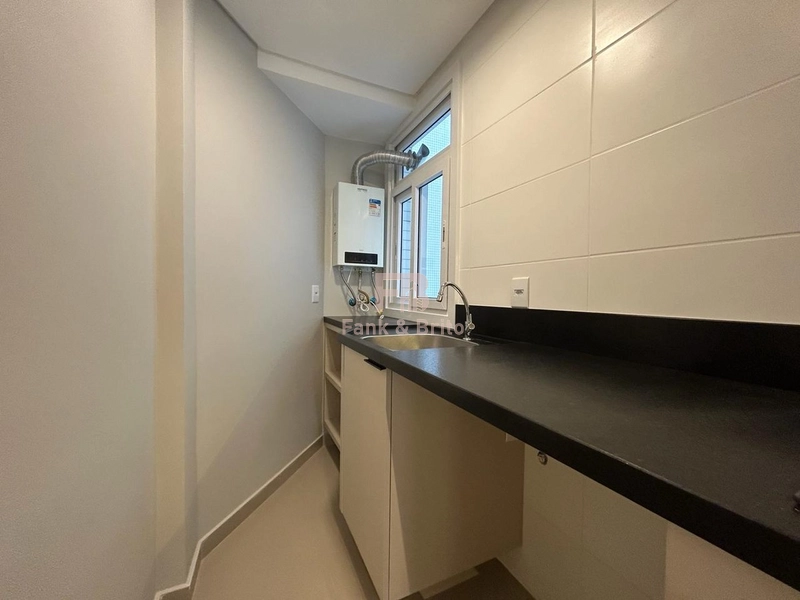 FINAMENTE DECORADO JUNTO A PRAÇA EM PREDIO COM INFRAESTRUTURA COMPLETA: 17ª foto da galeria de imagens do imóvel