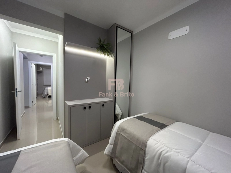 FINAMENTE DECORADO JUNTO A PRAÇA EM PREDIO COM INFRAESTRUTURA COMPLETA: 16ª foto da galeria de imagens do imóvel