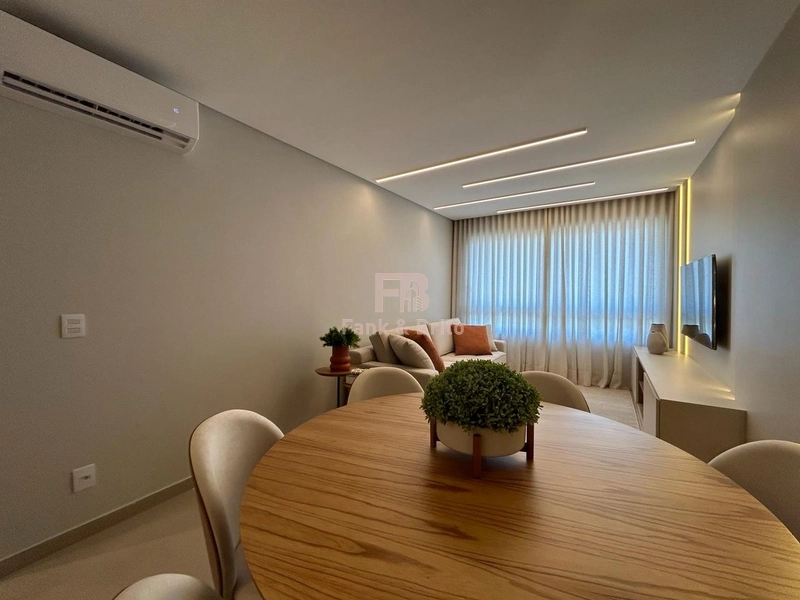 FINAMENTE DECORADO JUNTO A PRAÇA EM PREDIO COM INFRAESTRUTURA COMPLETA: 9ª foto da galeria de imagens do imóvel