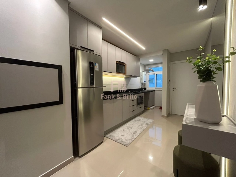 FINAMENTE DECORADO JUNTO A PRAÇA EM PREDIO COM INFRAESTRUTURA COMPLETA: 11ª foto da galeria de imagens do imóvel