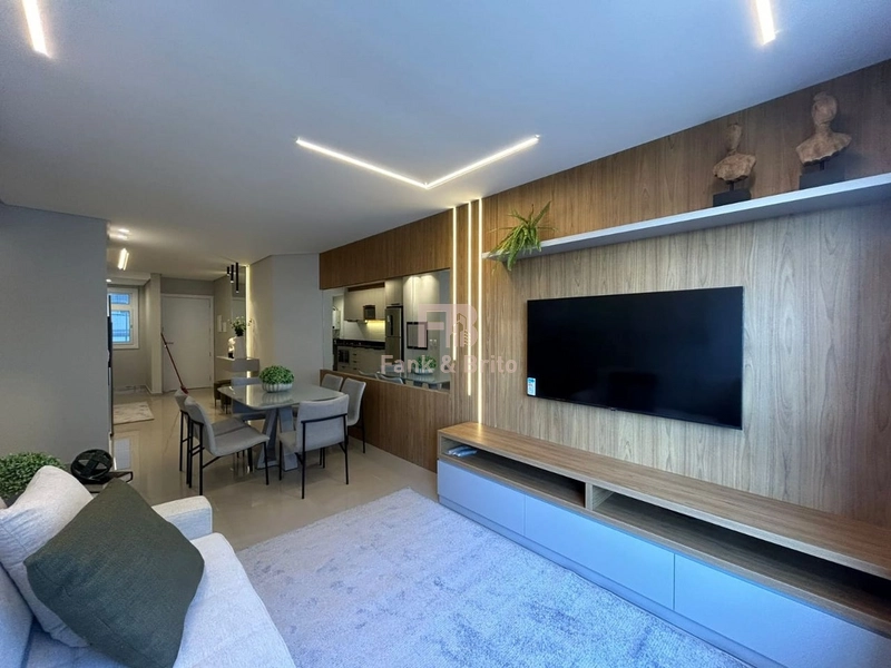 FINAMENTE DECORADO JUNTO A PRAÇA EM PREDIO COM INFRAESTRUTURA COMPLETA: 5ª foto da galeria de imagens do imóvel