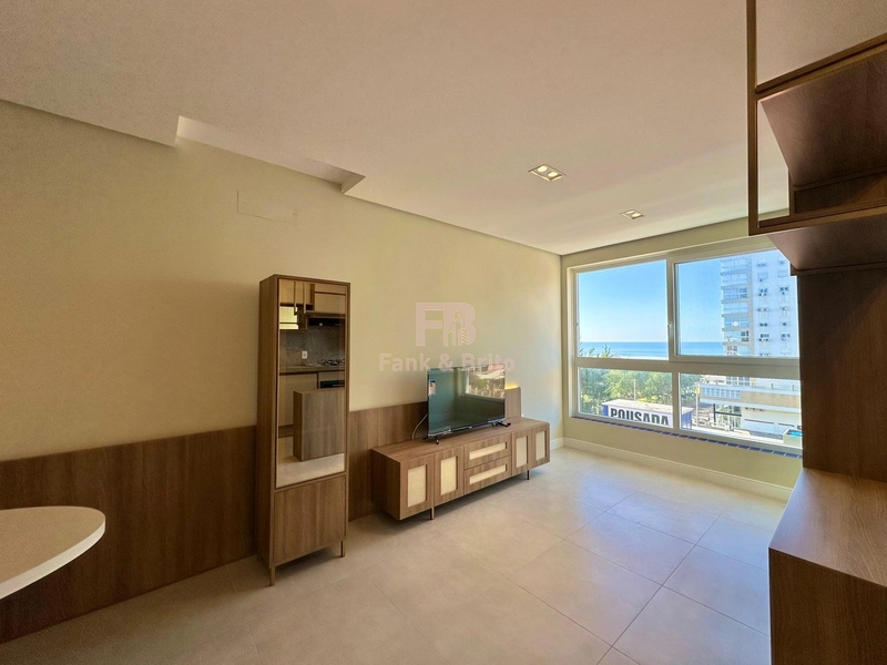 APARTAMENTO APENAS DUAS QUADRAS DO MAR, BAIRRO ZONA NOVA!: 4ª foto da galeria de imagens do imóvel