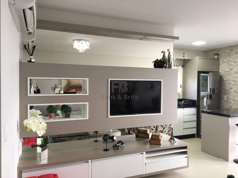 APARTAMENTO A VENDA COM VISTA PARA A SERRA NO NAVEGANTES: 10ª foto da galeria de imagens do imóvel