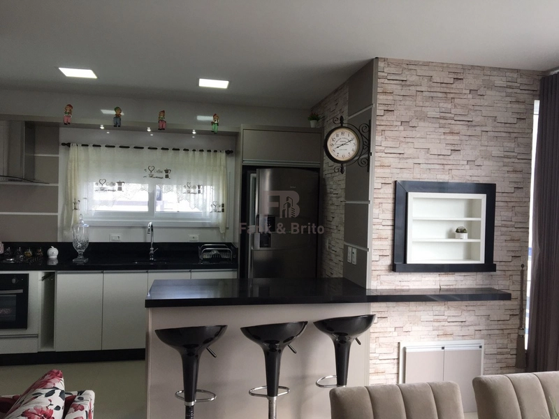 APARTAMENTO A VENDA COM VISTA PARA A SERRA NO NAVEGANTES: 18ª foto da galeria de imagens do imóvel