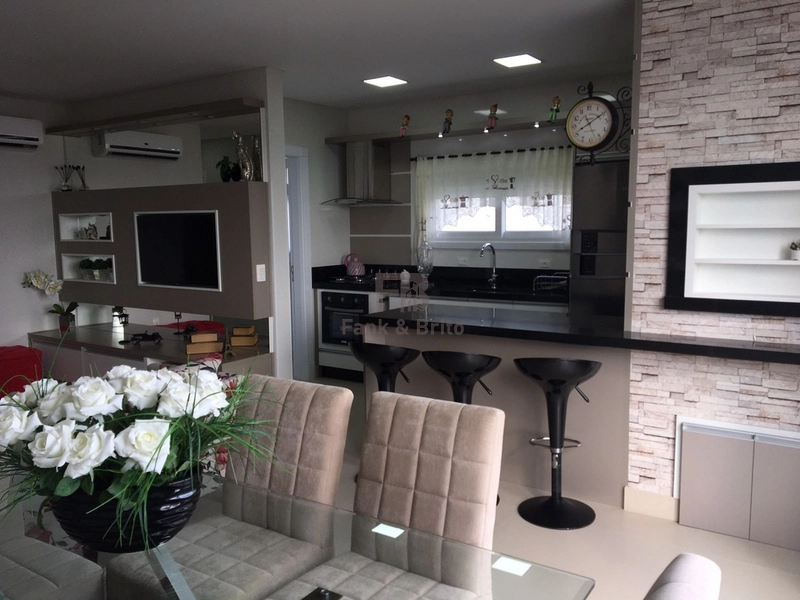 APARTAMENTO A VENDA COM VISTA PARA A SERRA NO NAVEGANTES: 14ª foto da galeria de imagens do imóvel