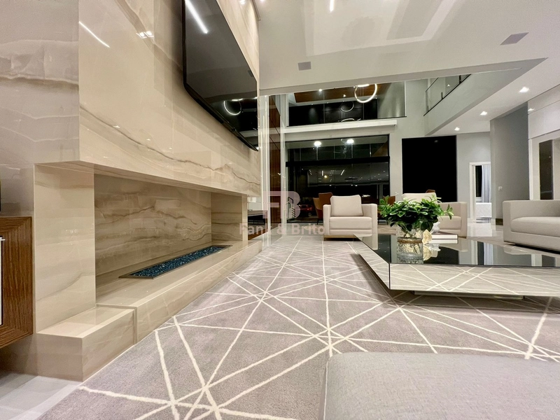 CASA A VENDA BEIRA LAGO NO CONDOMÍNIO SENSE: 13ª foto da galeria de imagens do imóvel