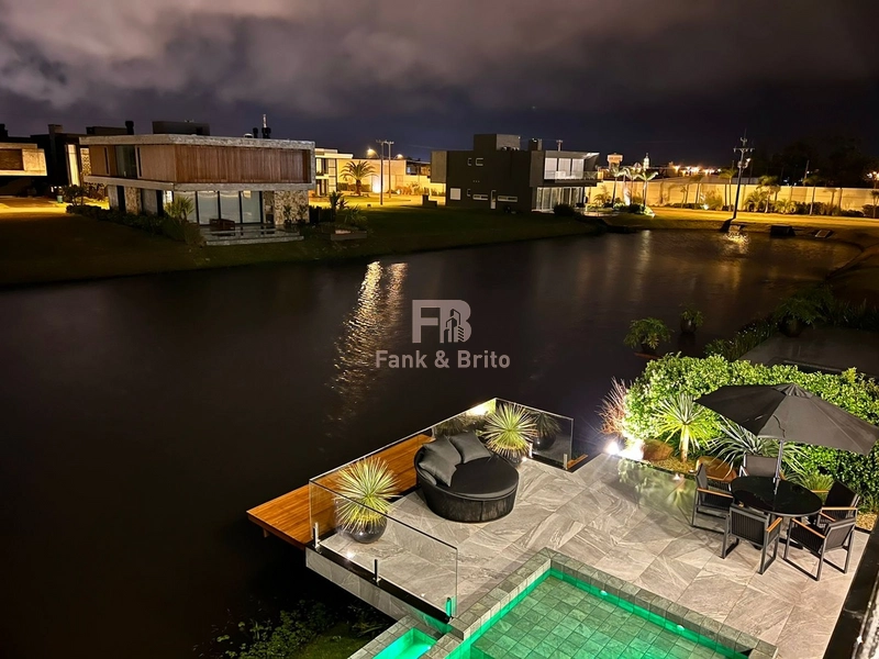 CASA A VENDA BEIRA LAGO NO CONDOMÍNIO SENSE: 20ª foto da galeria de imagens do imóvel